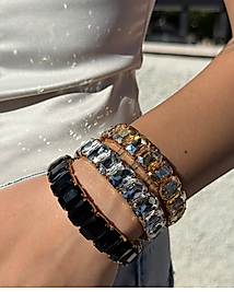 Siyah Renkli Taşlı Bileklik